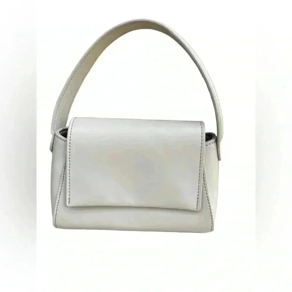 H.O.W women’s hand bag clutch cream off white used in excellent condition